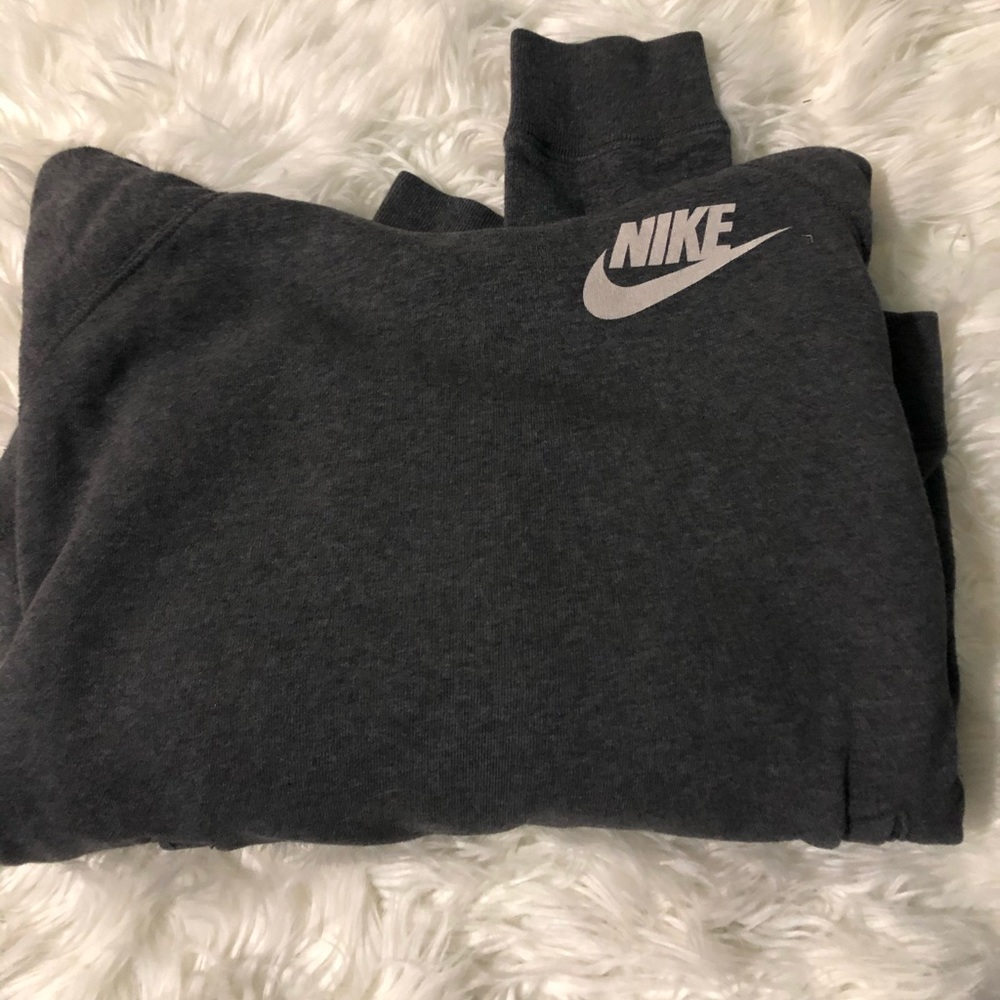 Nike sweatshirt
